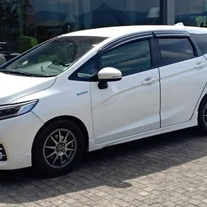 Kavee Transit Отель Катунаяка